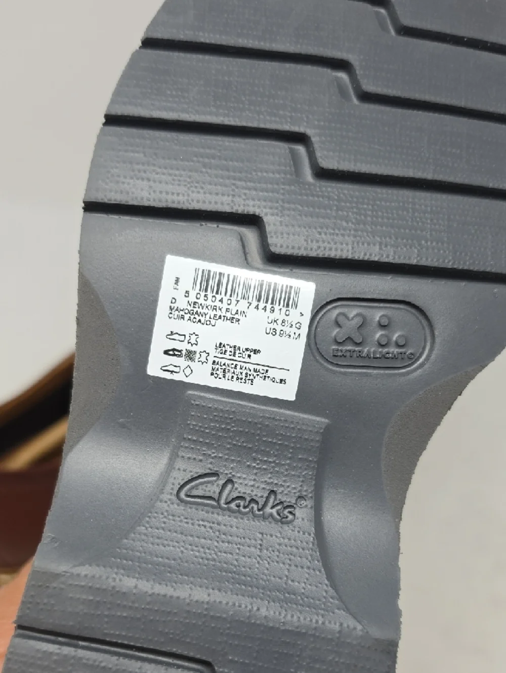 Clarks smooth brown